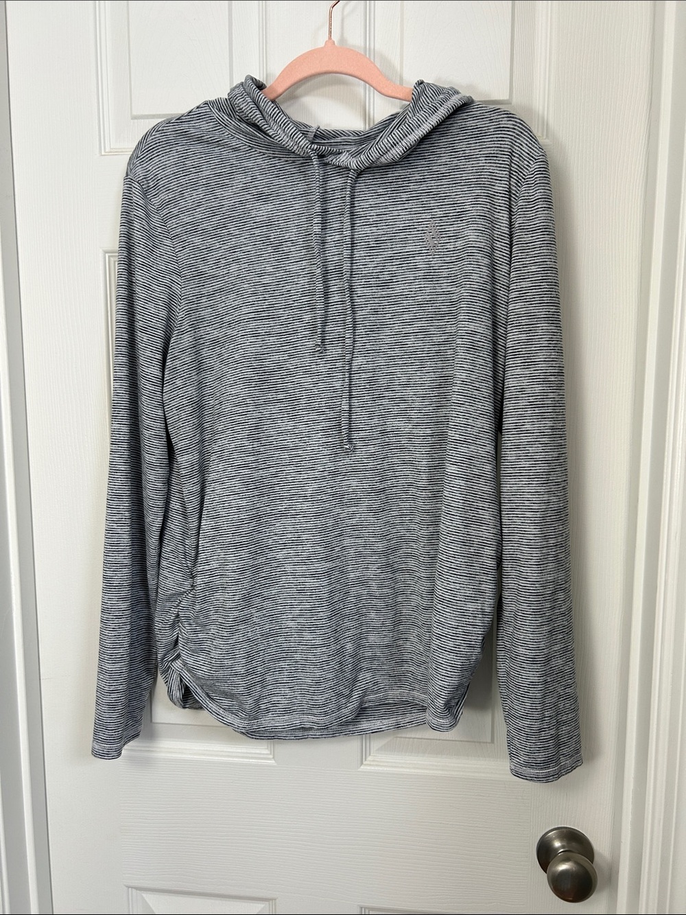 Skechers Gray Lightweight Striped Crewneck Hoodie Women’s Size Large